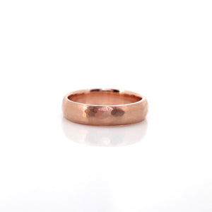 Hammered Wide Band in rose gold