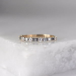 Deco Diamond Gold Band front view
