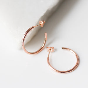 Everyday Hammered Hoops in red gold