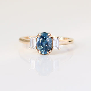 Oval Cut Blue Sapphire Ring front detail view