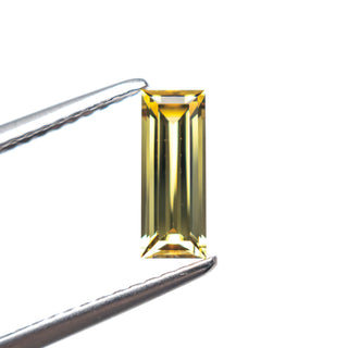 0.75ct 8.56x3.27x2.36mm Baguette Step Cut Sapphire 27719-03