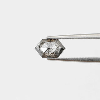Hexagon shaped salt and pepper diamond front view
