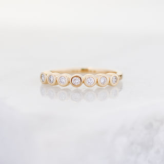 Round Diamond Bezel Band