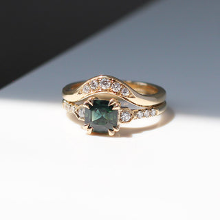 Nebula Green Sapphire & Diamond Ring - Yuliya Chorna Jewellery