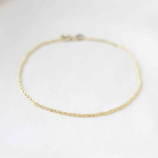 diamond cut rope chain bracelet close up