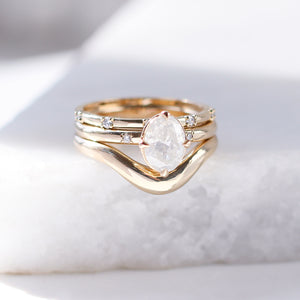 five diamond wedding band with oval diamond ring