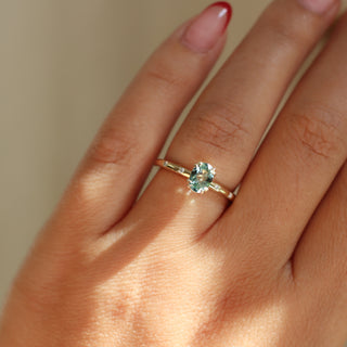 0.79ct Lira Mint Green Oval Sapphire Solitaire Ring