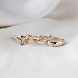 Three diamond chevron band in wedding band stack