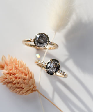 0.99ct Black Swan Oval Diamond Ring in Yellow Gold - Ready To Ship - Yuliya Chorna Jewellery