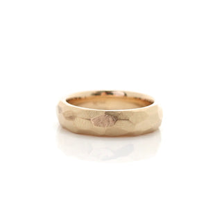 Faceted Wide Band in yellow gold front view