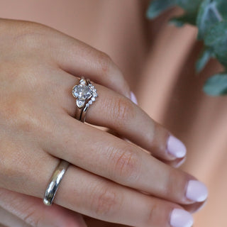 Gaia Oval Diamond Ring - Yuliya Chorna Jewellery