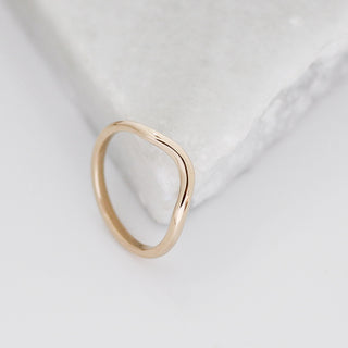 Wave Band in Yellow Gold side view