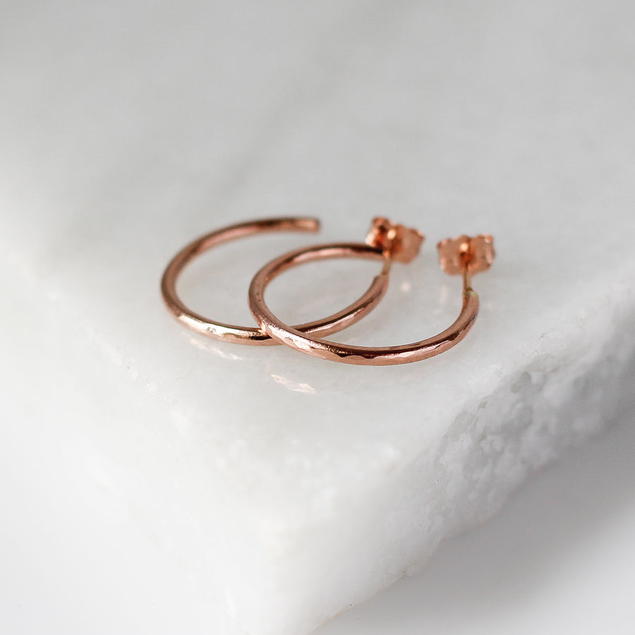 Everyday Hammered Hoops in red gold