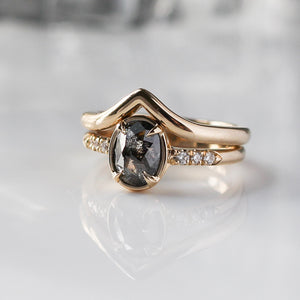0.99ct Black Swan Oval Diamond Ring in Yellow Gold - Ready To Ship - Yuliya Chorna Jewellery