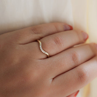 5-stone Diamond Wave Band on hand side view