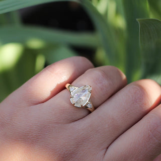 2.13ct Fons Pear Diamond Tapered Ring - Yuliya Chorna Jewellery