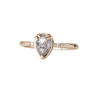 Pear cut diamond ring in yellow gold quarter view
